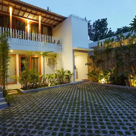 Karyana Villa 2 Kuta  Exterior photo